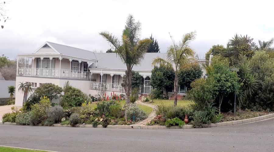 5 Bedroom Property for Sale in Welgedacht Western Cape